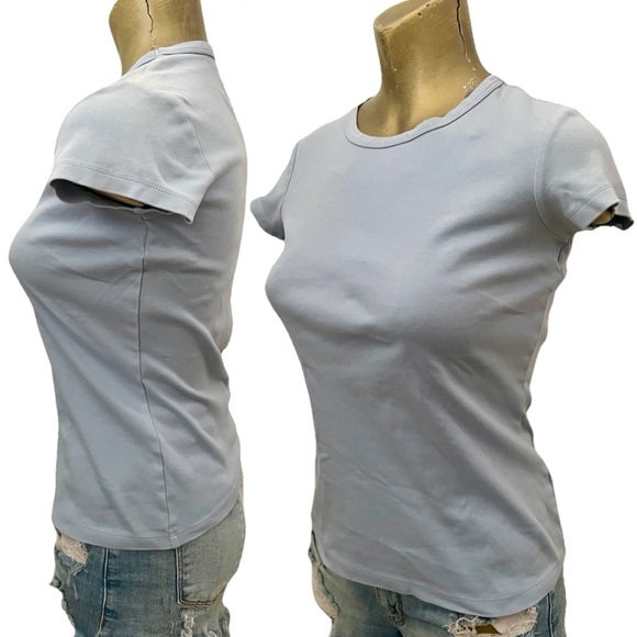 BANANA REPUBLIC Light Blue Basic COTTON TEE SHIRT Size Small - Picture 3 of 11